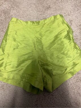 Julia Amory Kelly shorts Chartreuse